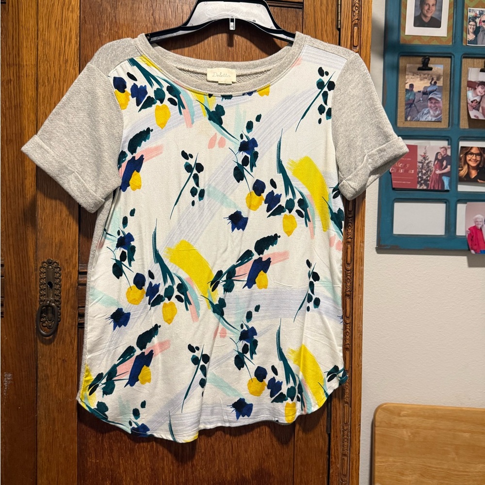 Deletta Multicolor Patterned Top